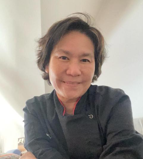 Asia Küchenchefin Neng