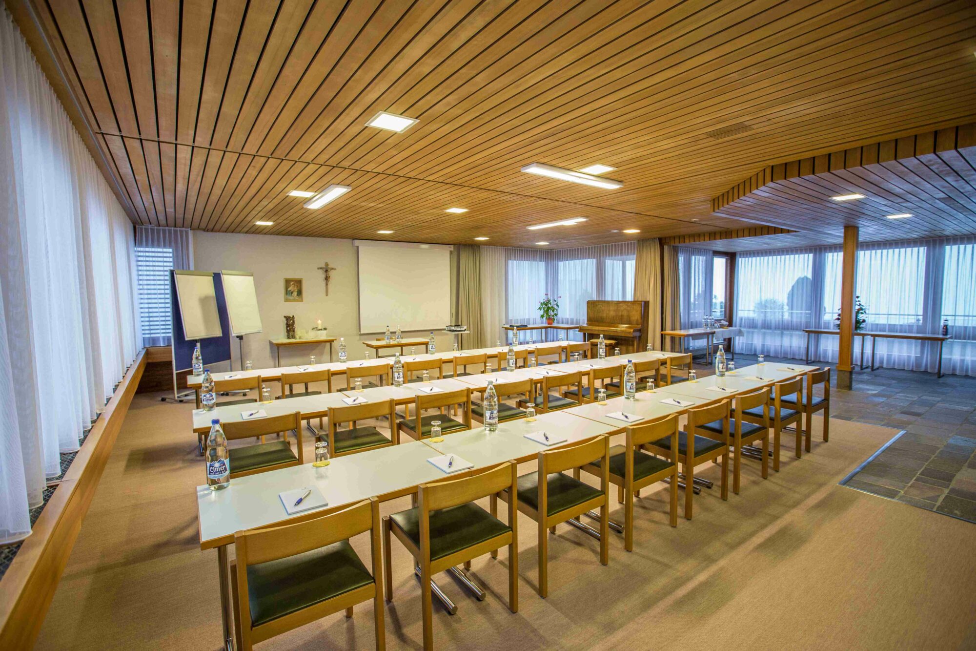 Neu_Schönstatt_Seminarraum_SR6_Konferenz_2